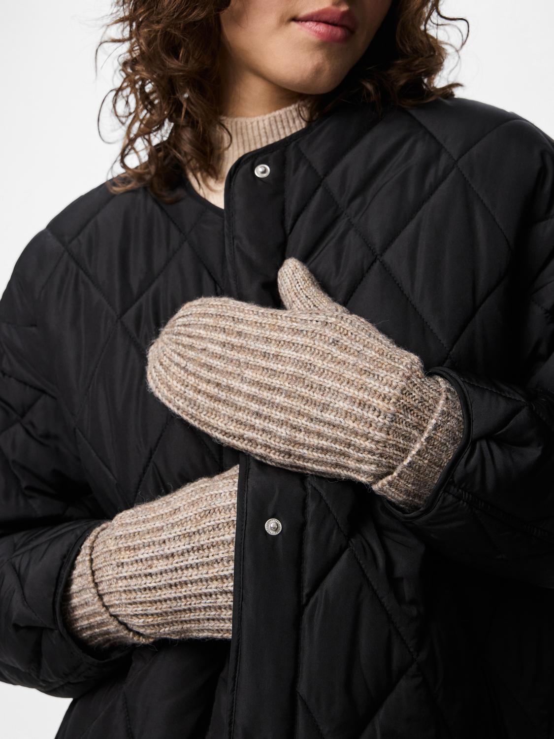 PCMILLA Mittens - Toasted Coconut - VERO MODA & VILA Bergvik